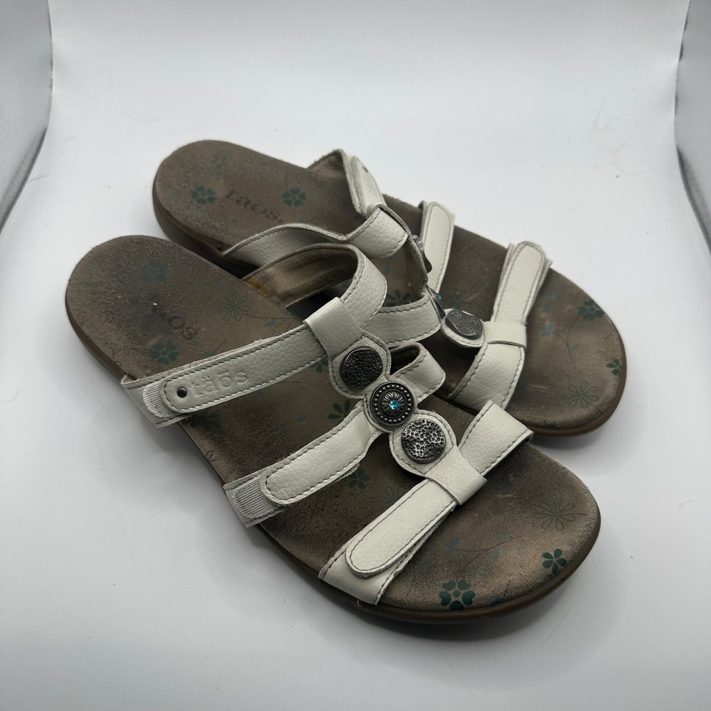 Taos Prize 2 White Leather Slide Sandals Medallion Strappy Womens 8 PZE-13007W